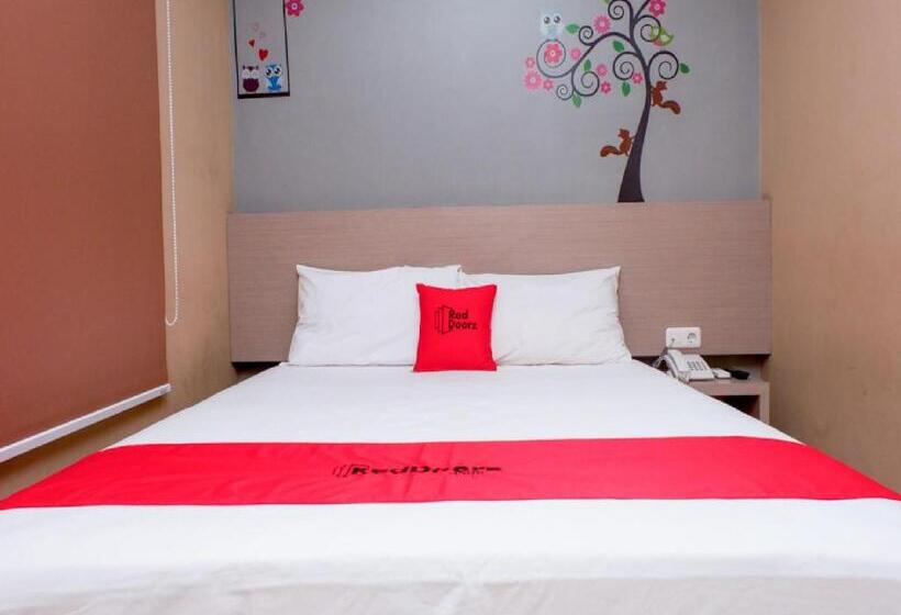Номер Deluxe, Reddoorz Near Java Supermall Semarang