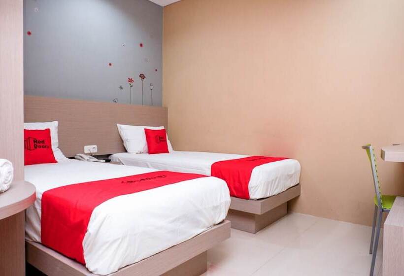 Номер Стандарт, Reddoorz Near Java Supermall Semarang