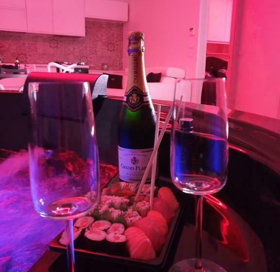 Люкс с гидромассажем, Pandora Luxury Suite
