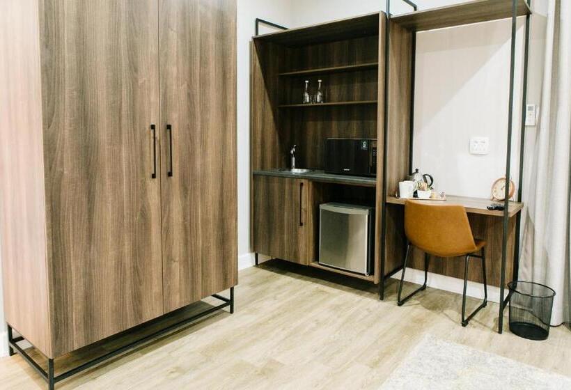 패밀리 룸, 30 On Whites Guesthouse