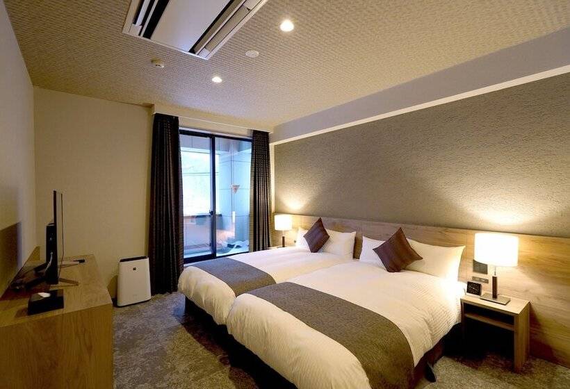 سوییت, Winery Hotel And Condominium Hitohana