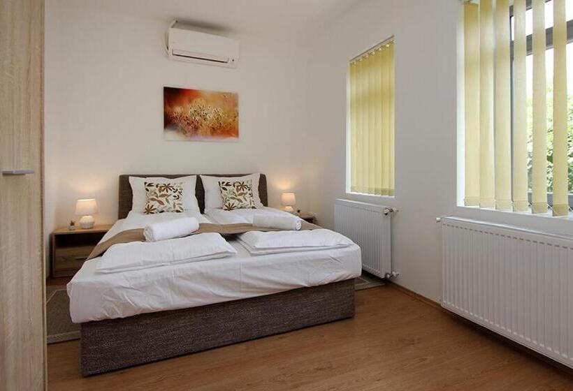 Семейный Номер, Boutique Apartments