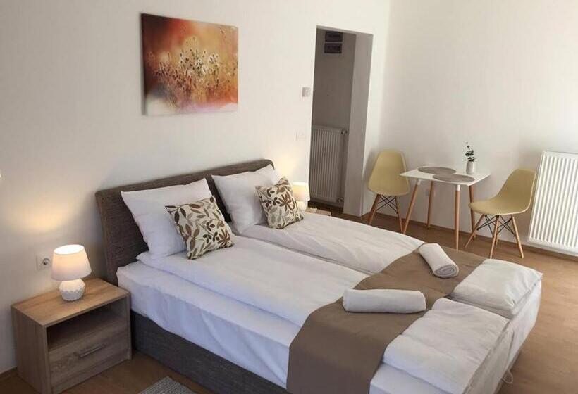 Семейный Номер, Boutique Apartments