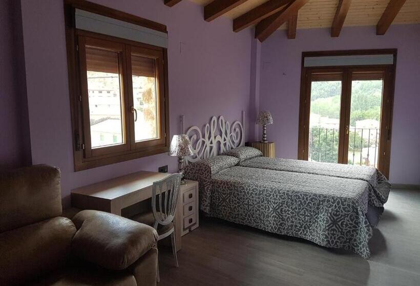 Четырехместный Номер Стандарт, Hostal Los Esquiladores