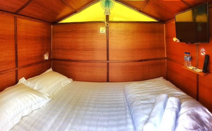 کلبه ییلاقی, Kea Garden Mini Chalet   Hostel