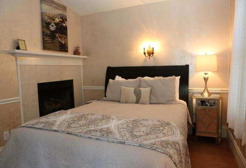 Номер Стандарт, Martha's Vineyard B & B