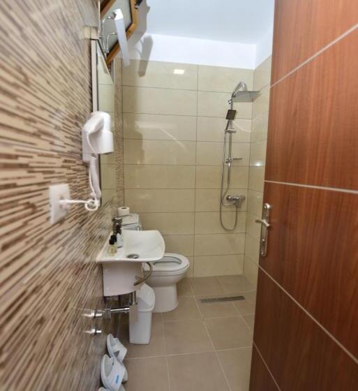 اتاق استاندارد سه نفره, Vila Culli