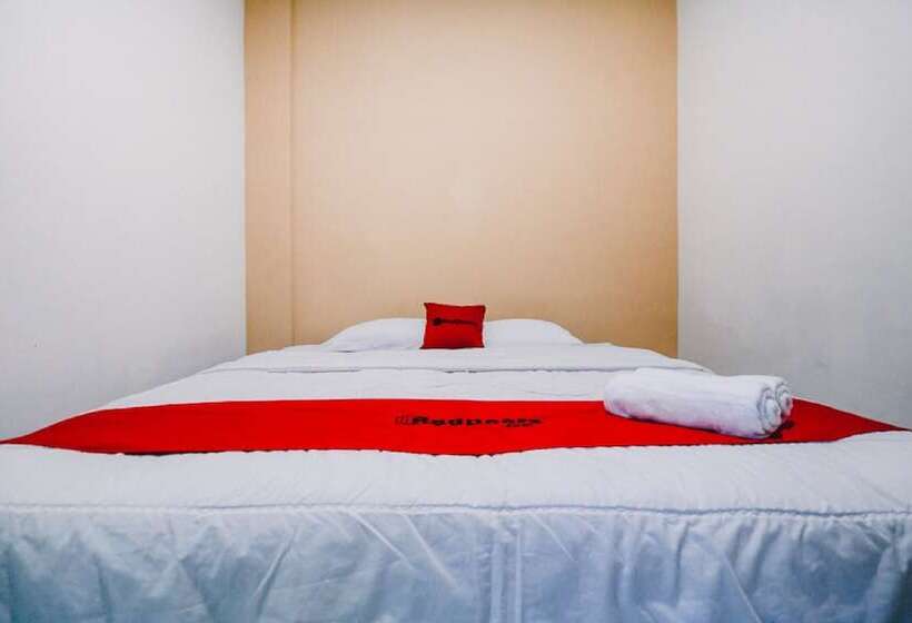 Номер Стандарт, Reddoorz @ Jalan Krakatau Medan