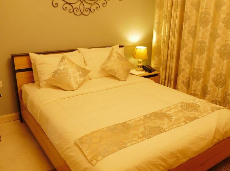 اتاق استاندارد یک نفره, Ivory Castle Limited