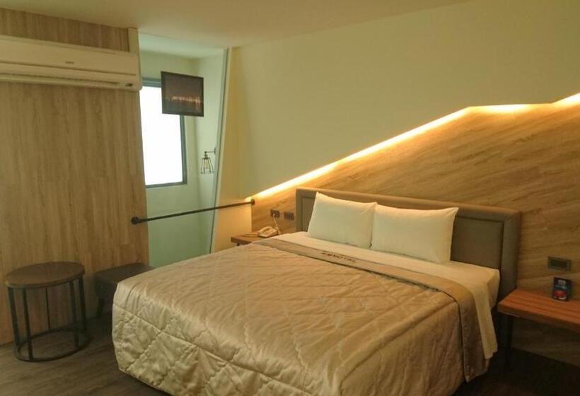اتاق سوپریور, Travel Port Motel