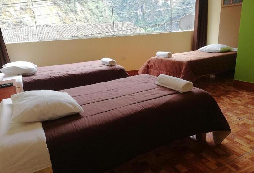 חדר סטנדרט לארבעה, Mapi Gardens Machupicchu B&b