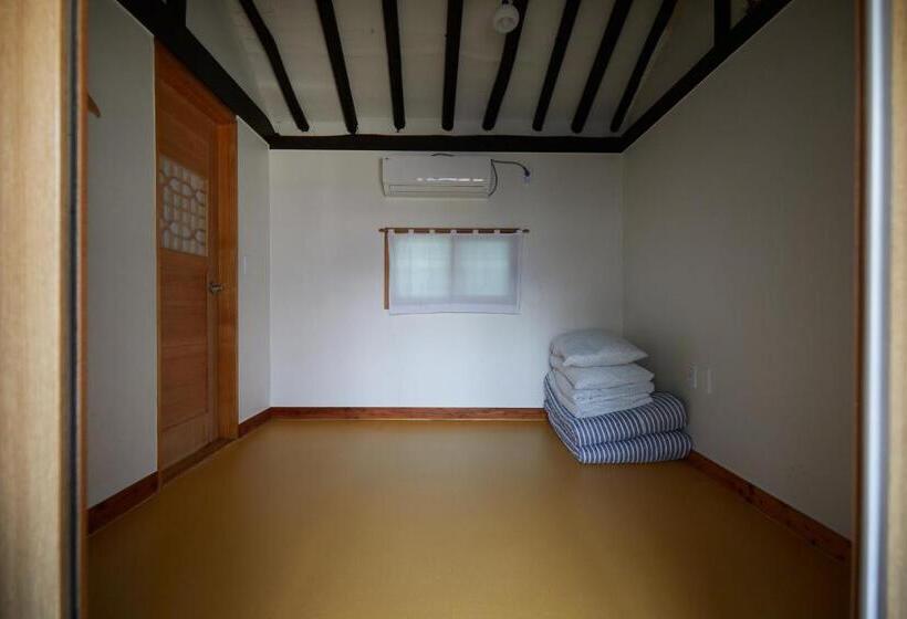 اتاق استاندارد, Bonghwangjae Hanok Guesthouse