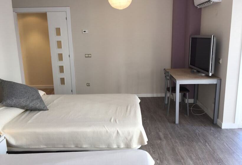 اتاق استاندارد, Hostal Consejo De Aranda
