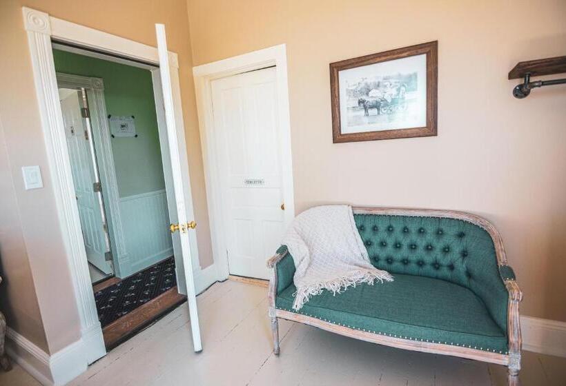 Стандартный Номер Кровать Кинг, Pine Cottage Bed & Breakfast