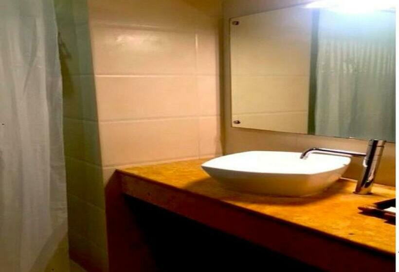 豪华房间, Breathing Earth   Rooms And Pool