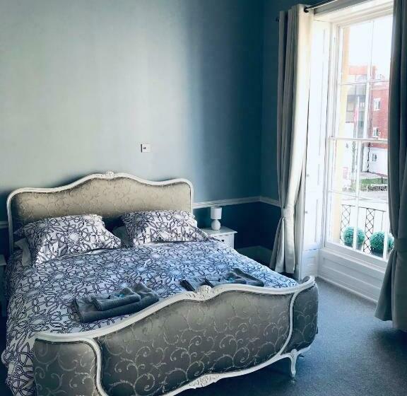 Номер Deluxe Кровать Кинг, Regency Rooms Guesthouse