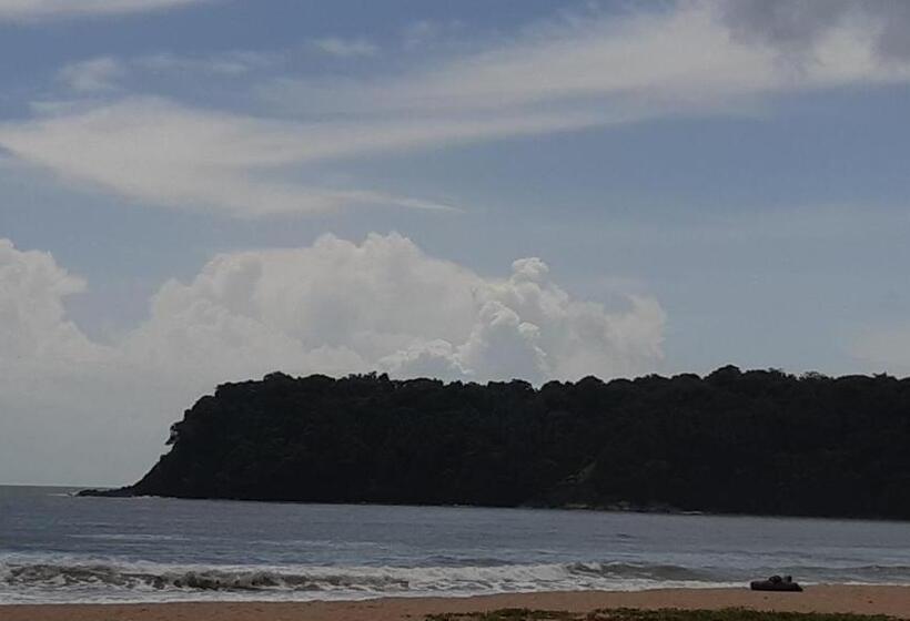 豪华海景房带阳台, Monsoon