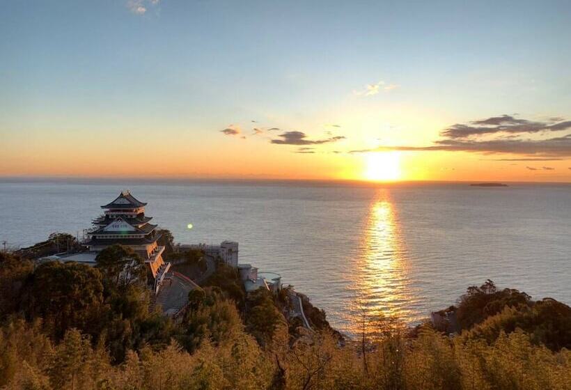 带海景的复工套房, Mujuan