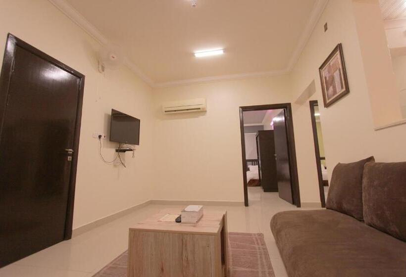 Апартаменты 3 Спальни, Al Qaswaa Furnished Apartements