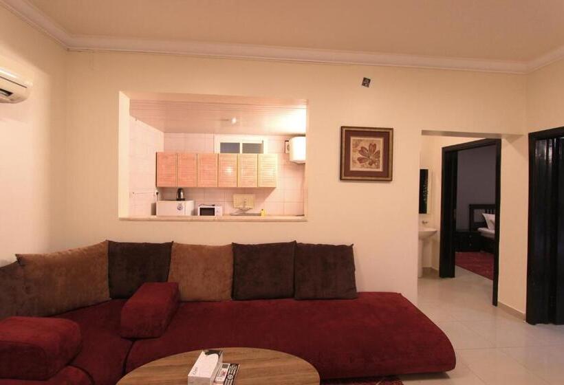 Апартаменты 2 Спальни, Al Qaswaa Furnished Apartements