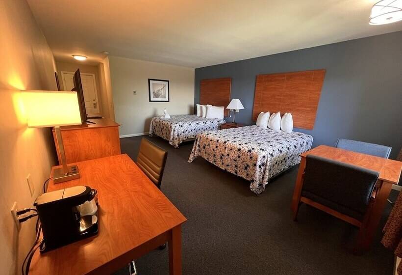 Номер Deluxe, Edenbrook Motel