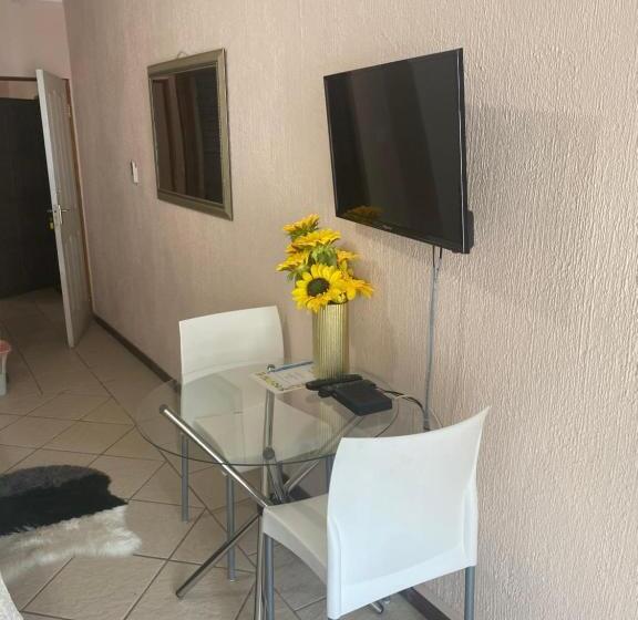 Семейный Номер, A Pousada Guesthouse