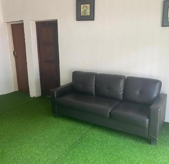 Семейный Номер, A Pousada Guesthouse
