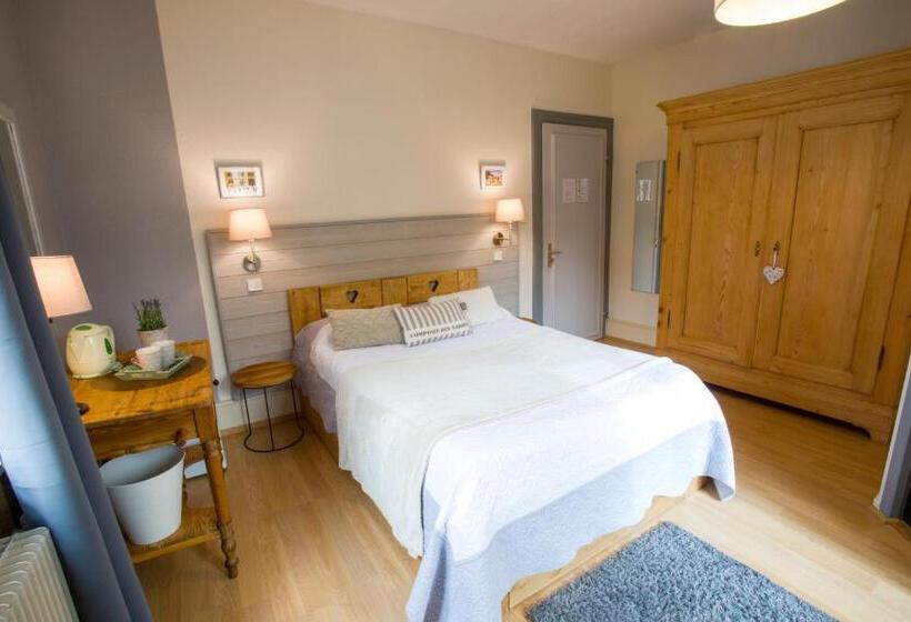 Трехместный Номер Классика, Chambres Chez Laurence