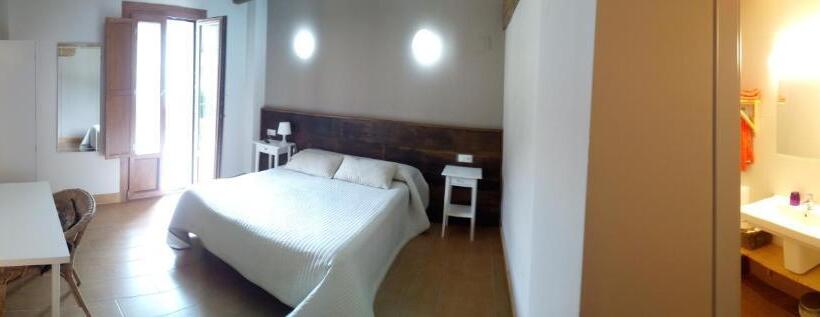 발코니 디럭스 룸, Hostal Cicloturismo Lopenea