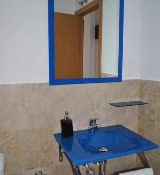 Номер Стандарт, Hostal La Catedral