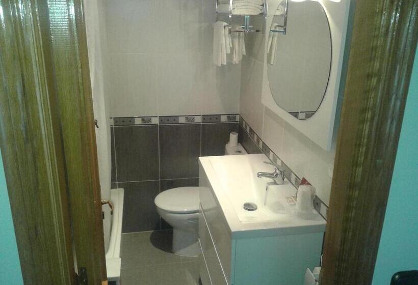 Номер Стандарт, Hostal Les Bedules