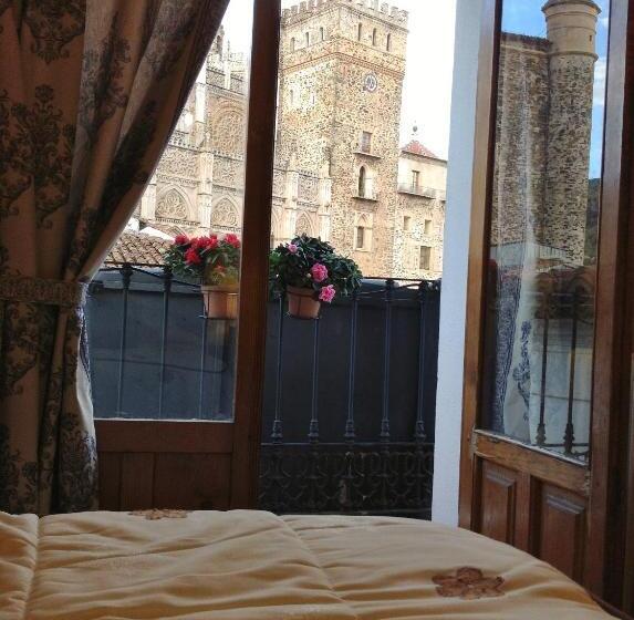 חדר סטנדרט לשלושה, Hostal Cerezo 2