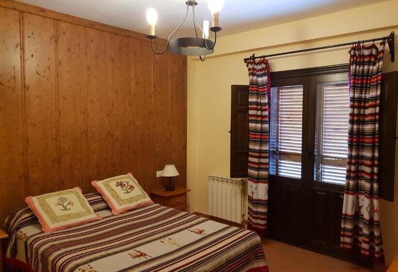 Номер Стандарт, Hostal Pampaneira