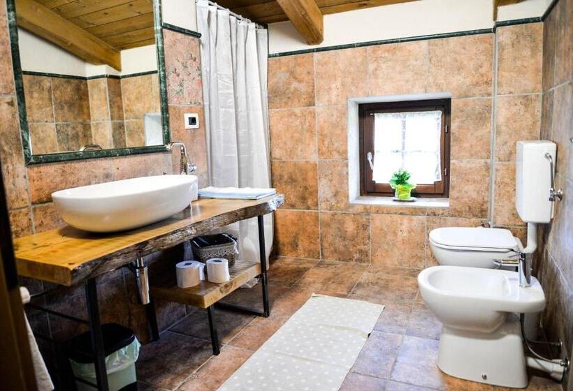 标准间, Agriturismo Magnarosa