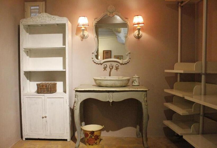 Номер Стандарт, Private Room In Small Medieval Borgo