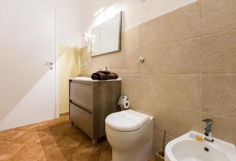 Номер Deluxe Вид на Город, Suite Cagliaritane Notti In Centro