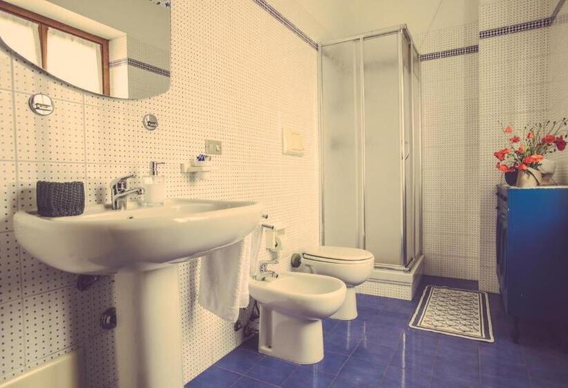 اتاق استاندارد, Agriturismo I Surì Asti