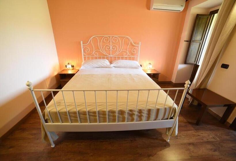 Номер Deluxe с Балконом, Agriturismo  La Valle Degli Ulivi
