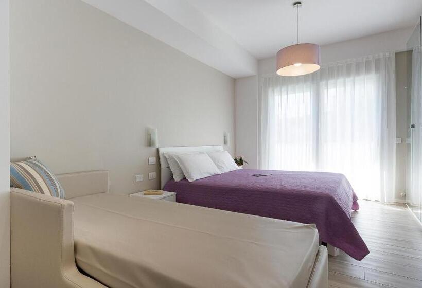 带1个卧室的带阳台的公寓, Residence Armony