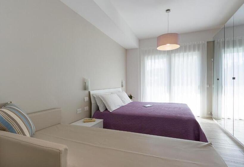 带1个卧室的带阳台的公寓, Residence Armony