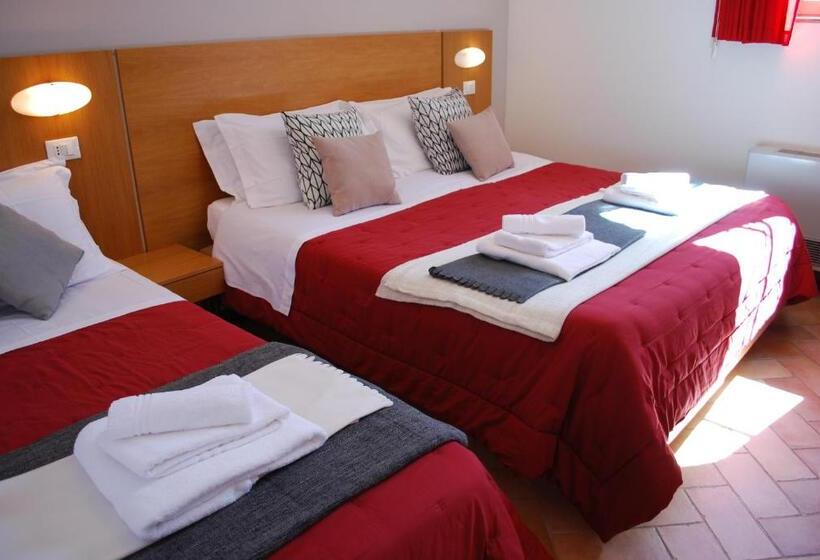 غرفة كومفورت ثلاثية, Residence Gli Ulivi