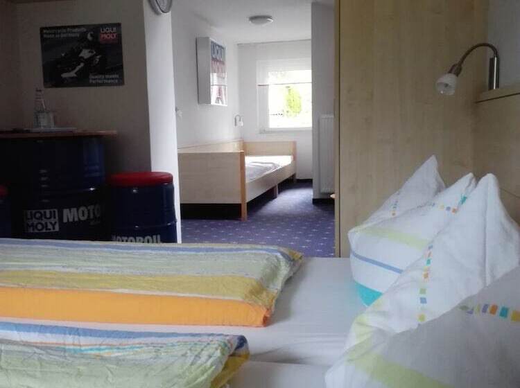 اتاق استاندارد سه نفره, Pension Sonnalp