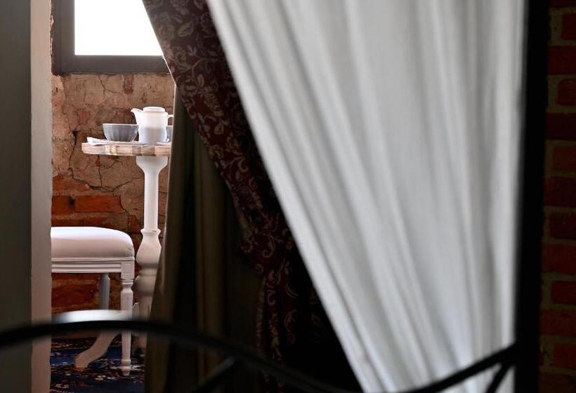 Полулюкс Повышенной Комфортности, Agriturismo Ma Che Bel Castello