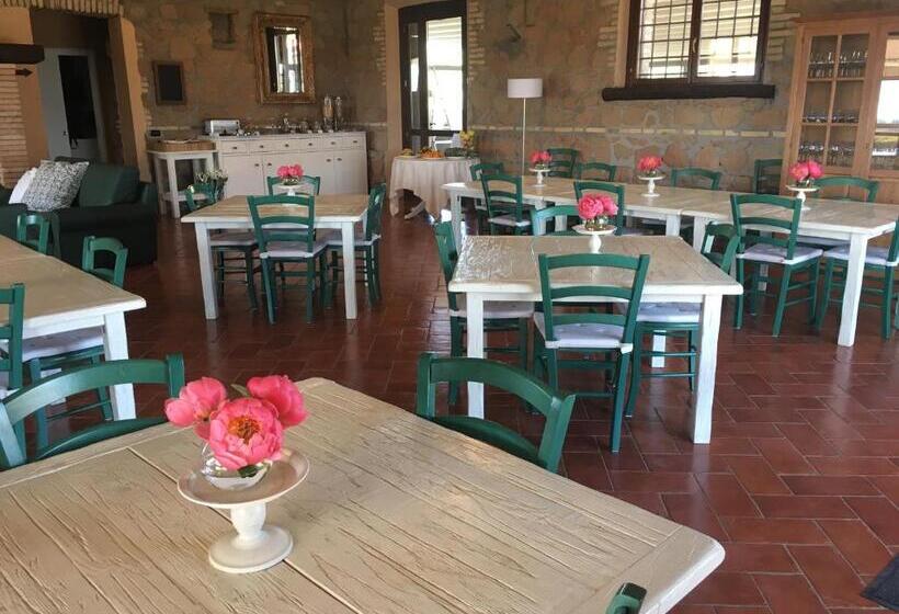 Номер Стандарт, Il Casale Degli Ulivi   Agriturismo