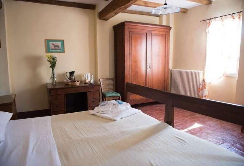 Номер Стандарт Трехместный, Agriturismo Montevecchio Isolani