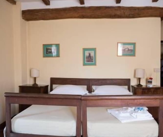 Номер Стандарт Трехместный, Agriturismo Montevecchio Isolani