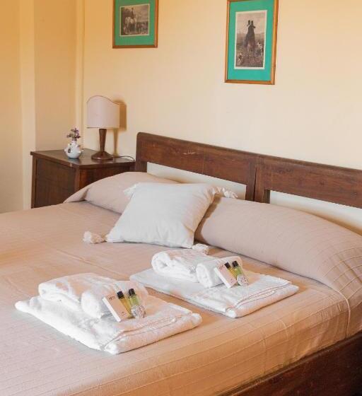 Номер Стандарт Трехместный, Agriturismo Montevecchio Isolani