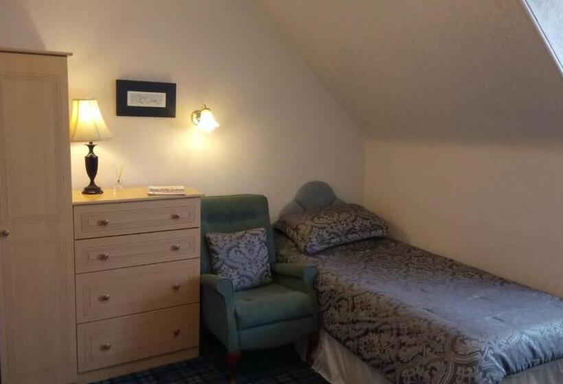 Номер Стандарт Индивидуальный Совместная Ванная, Crawfords Guest House