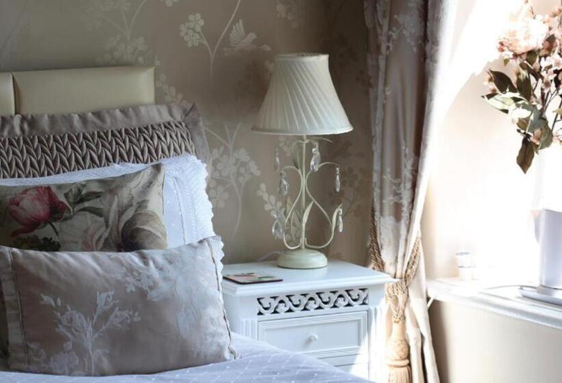 Классический Номер, Afon Rhaiadr Country House