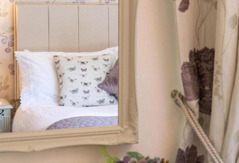Номер Deluxe Вид на Сад, Afon Rhaiadr Country House